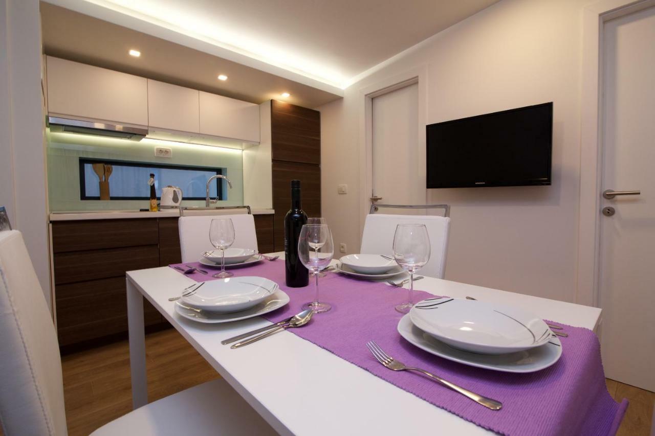 Tomica Apartments With Pool Biograd Na Moru Eksteriør bilde