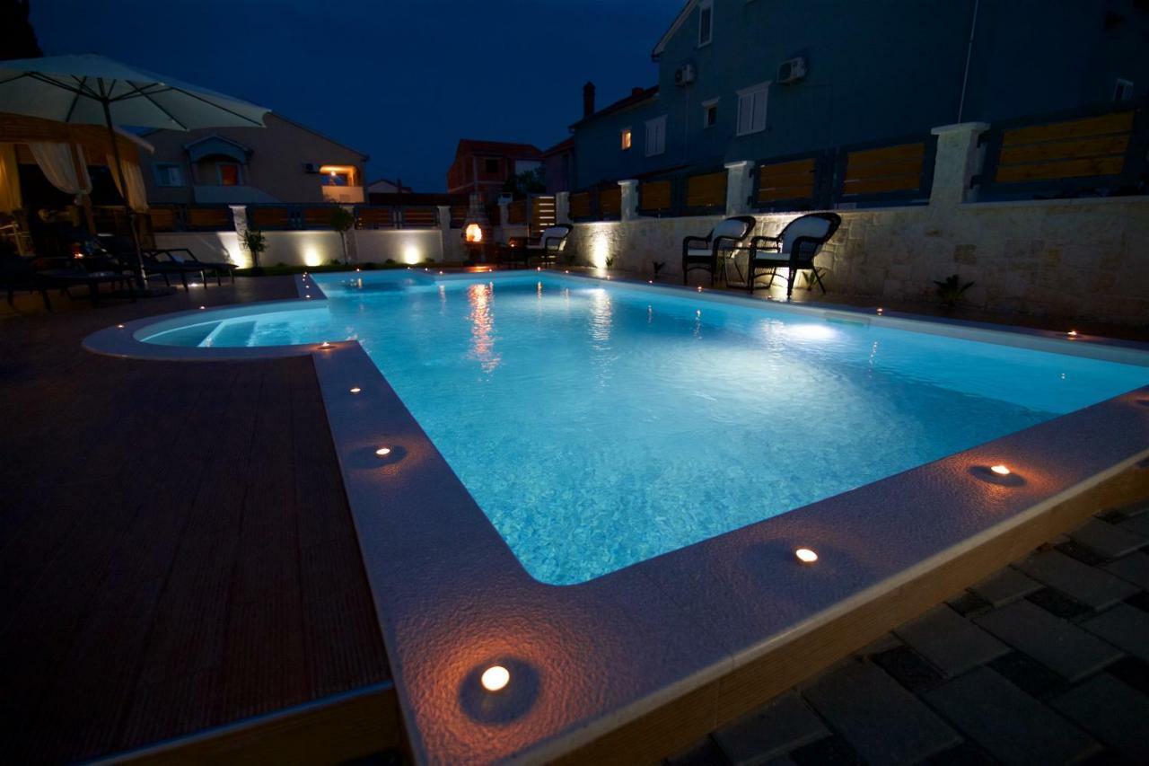 Tomica Apartments With Pool Biograd Na Moru Eksteriør bilde
