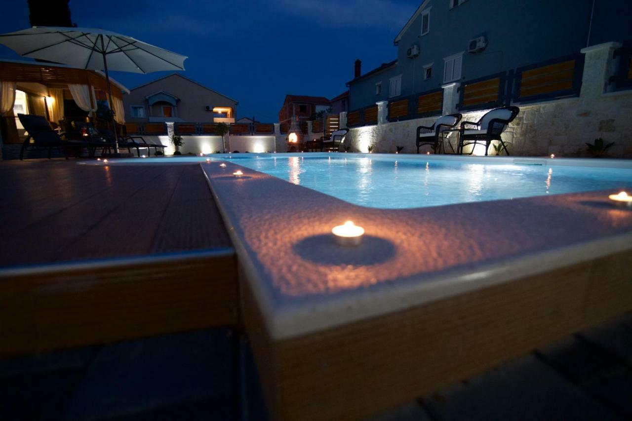Tomica Apartments With Pool Biograd Na Moru Eksteriør bilde